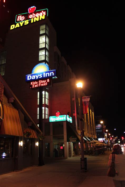 days inn clifton hill|days inn official website.
